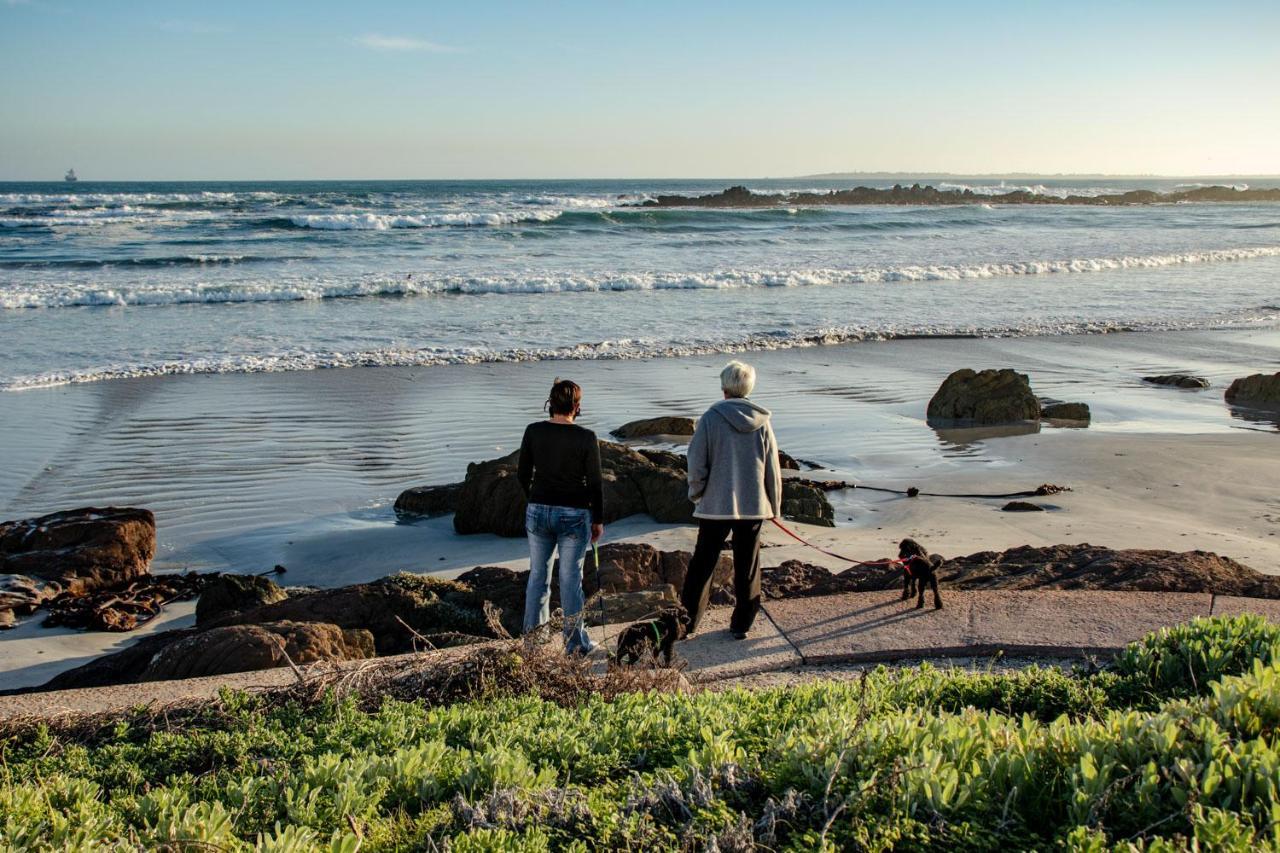 Blaauw Village Guest House Bloubergstrand Exterior foto